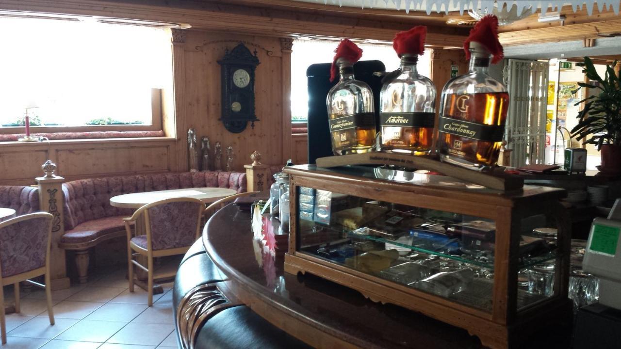 Alpen Hotel Vidi Madonna Buitenkant foto