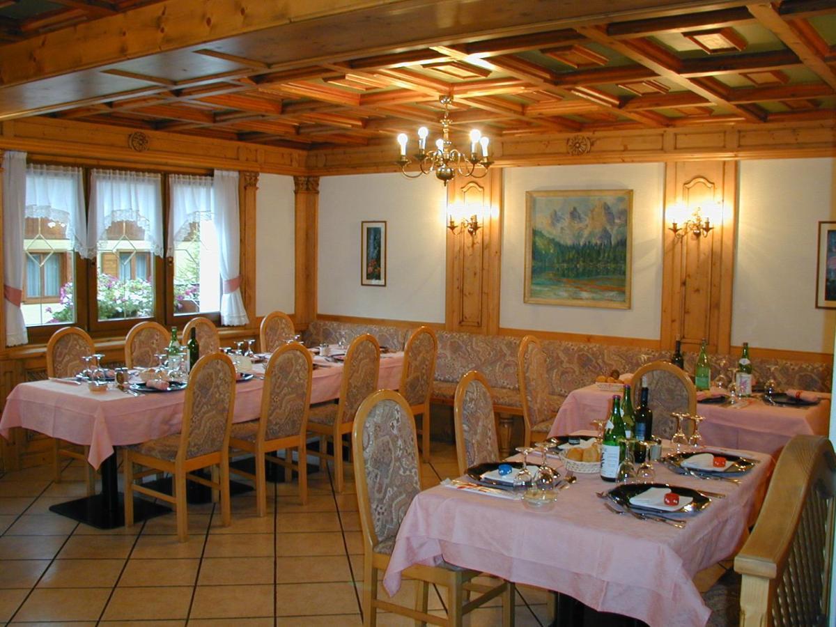 Alpen Hotel Vidi Madonna Buitenkant foto