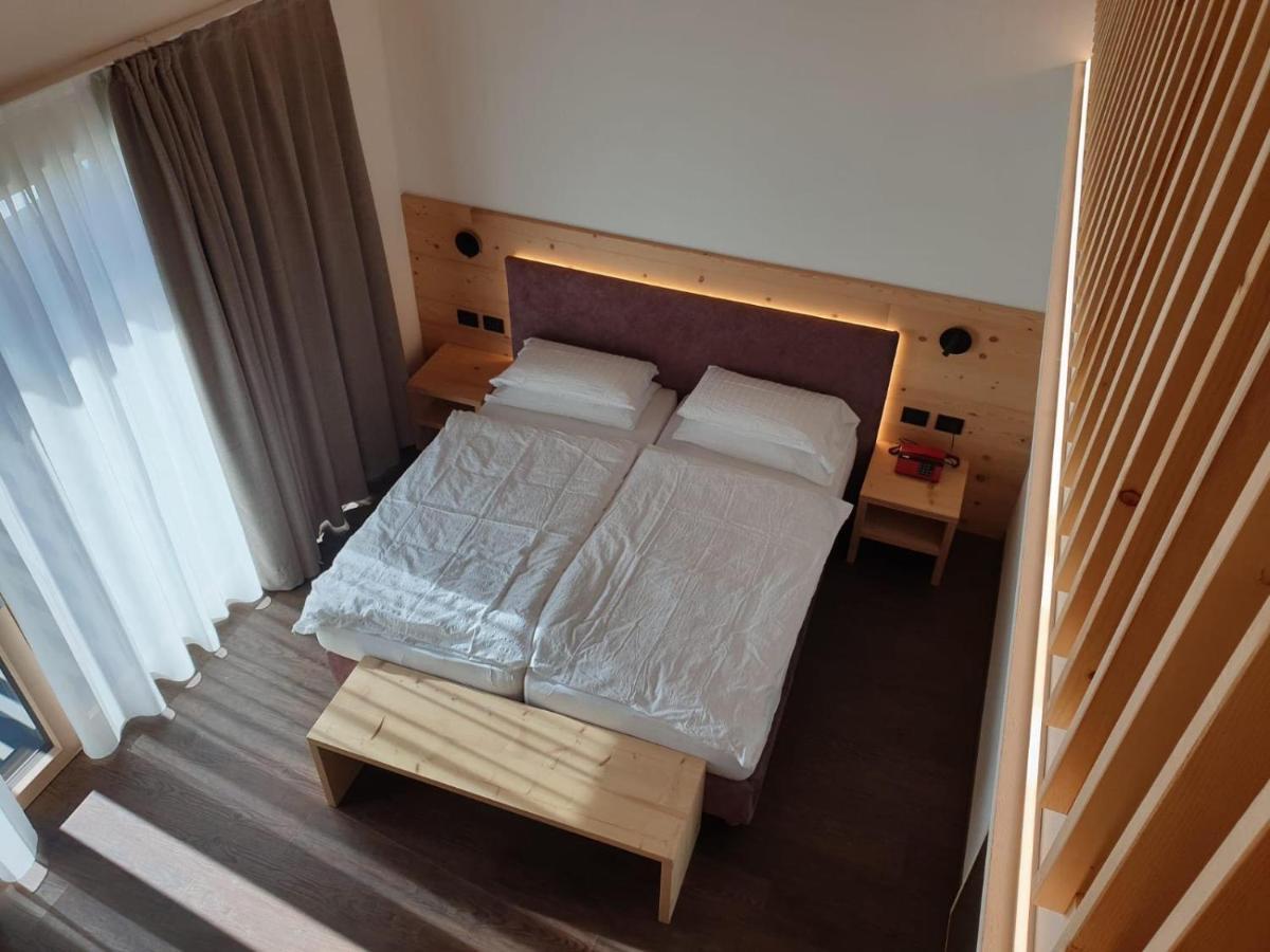 Alpen Hotel Vidi Madonna Buitenkant foto
