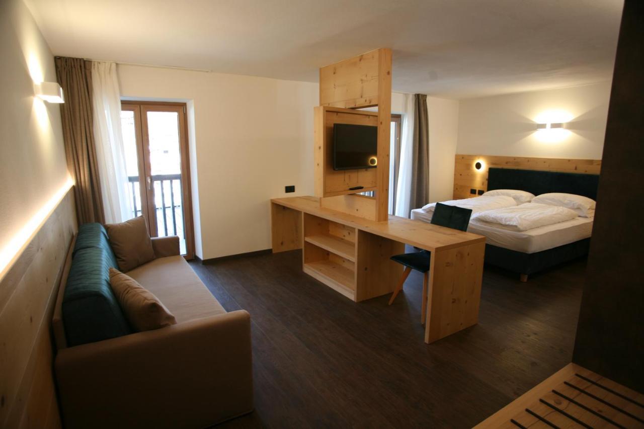 Alpen Hotel Vidi Madonna Buitenkant foto