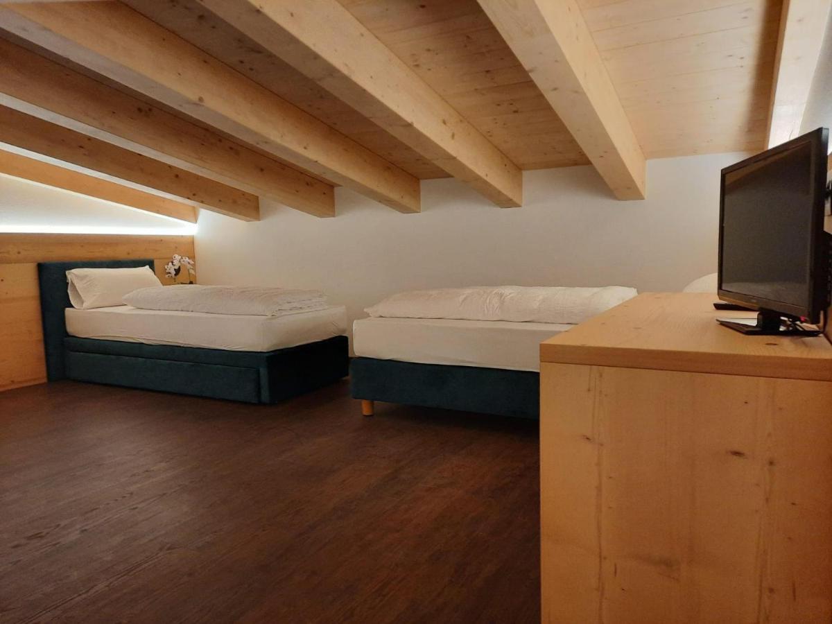 Alpen Hotel Vidi Madonna Buitenkant foto