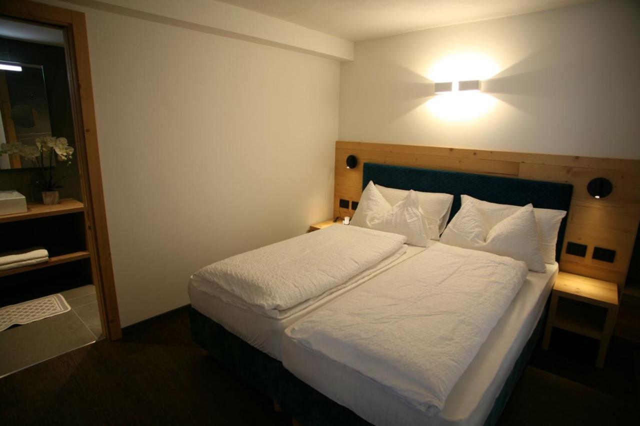 Alpen Hotel Vidi Madonna Buitenkant foto