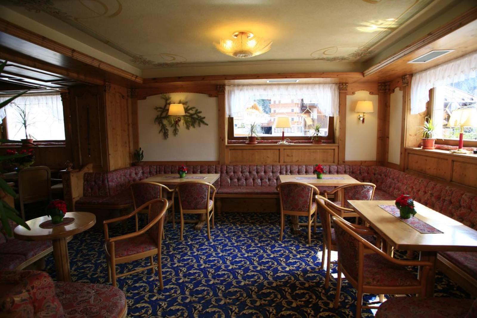 Alpen Hotel Vidi Madonna Buitenkant foto